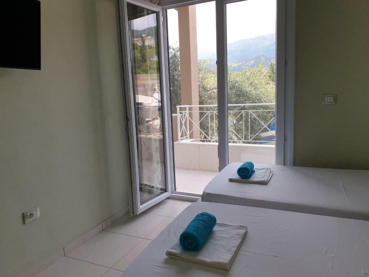 Villa Kristina Himare Buitenkant foto